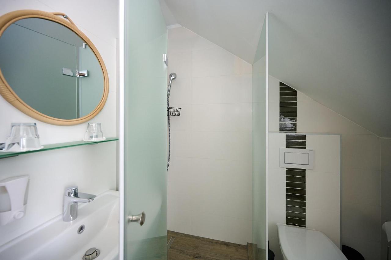 Rooms Сомбатхей Экстерьер фото